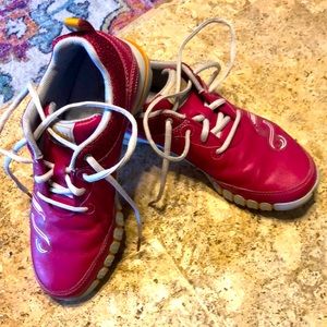 Ahnu Yogasport & flex 8.5 Womens tennis pink shoe cross trainer walk leather